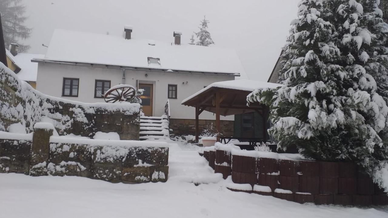 Rekreacni Dum Pohoda Jiřetín pod Jedlovou Buitenkant foto