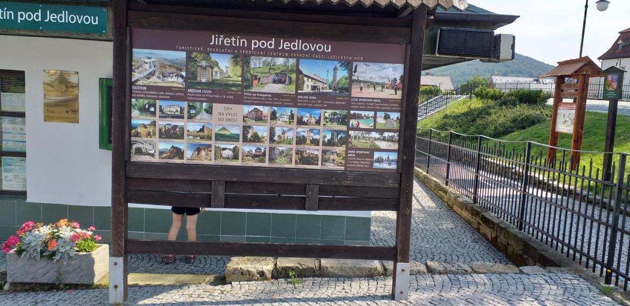 Rekreacni Dum Pohoda Jiřetín pod Jedlovou Buitenkant foto